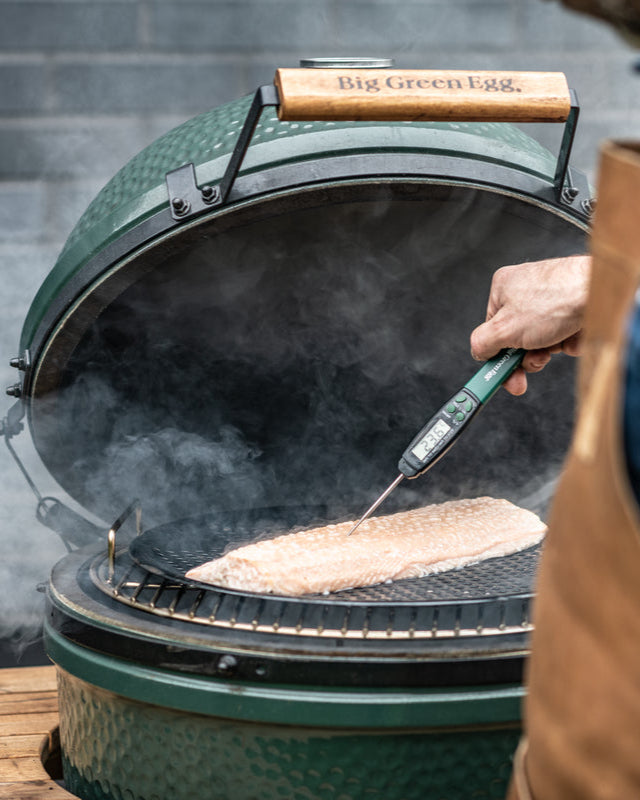 Lachs auf dem Big Green Egg Large beim Smoken